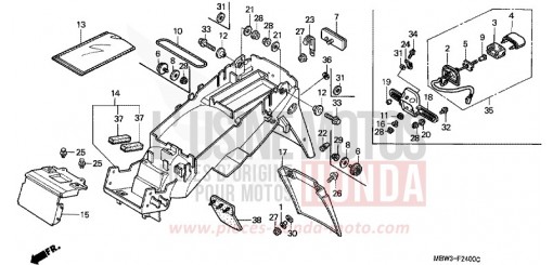 GARDE-BOUE ARRIERE (1) CBR600F1 de 2001